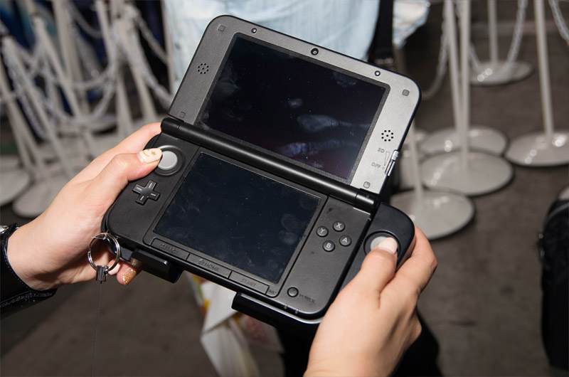 Nintendo 3DS XL Circle Pad Pro Unleashes Next Month In Japan - My Nintendo  News